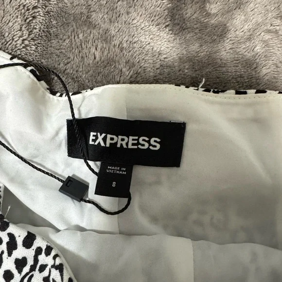 Express Animal Print Set - Picture 2 of 3